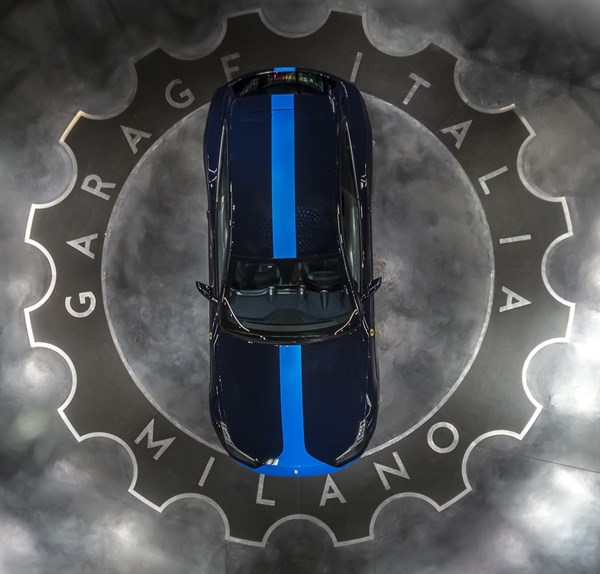 Ferrari GTC4 Azzurra