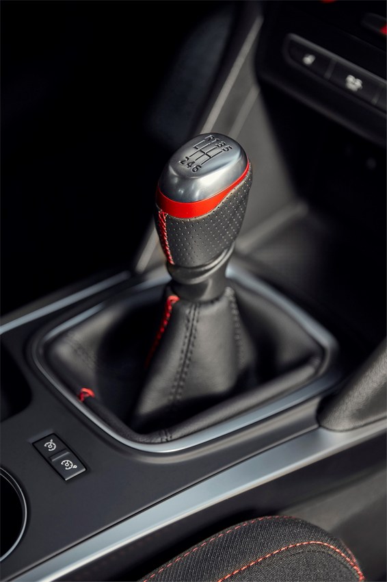Renault Megane R.S. 2018: nuove immagini ufficiali