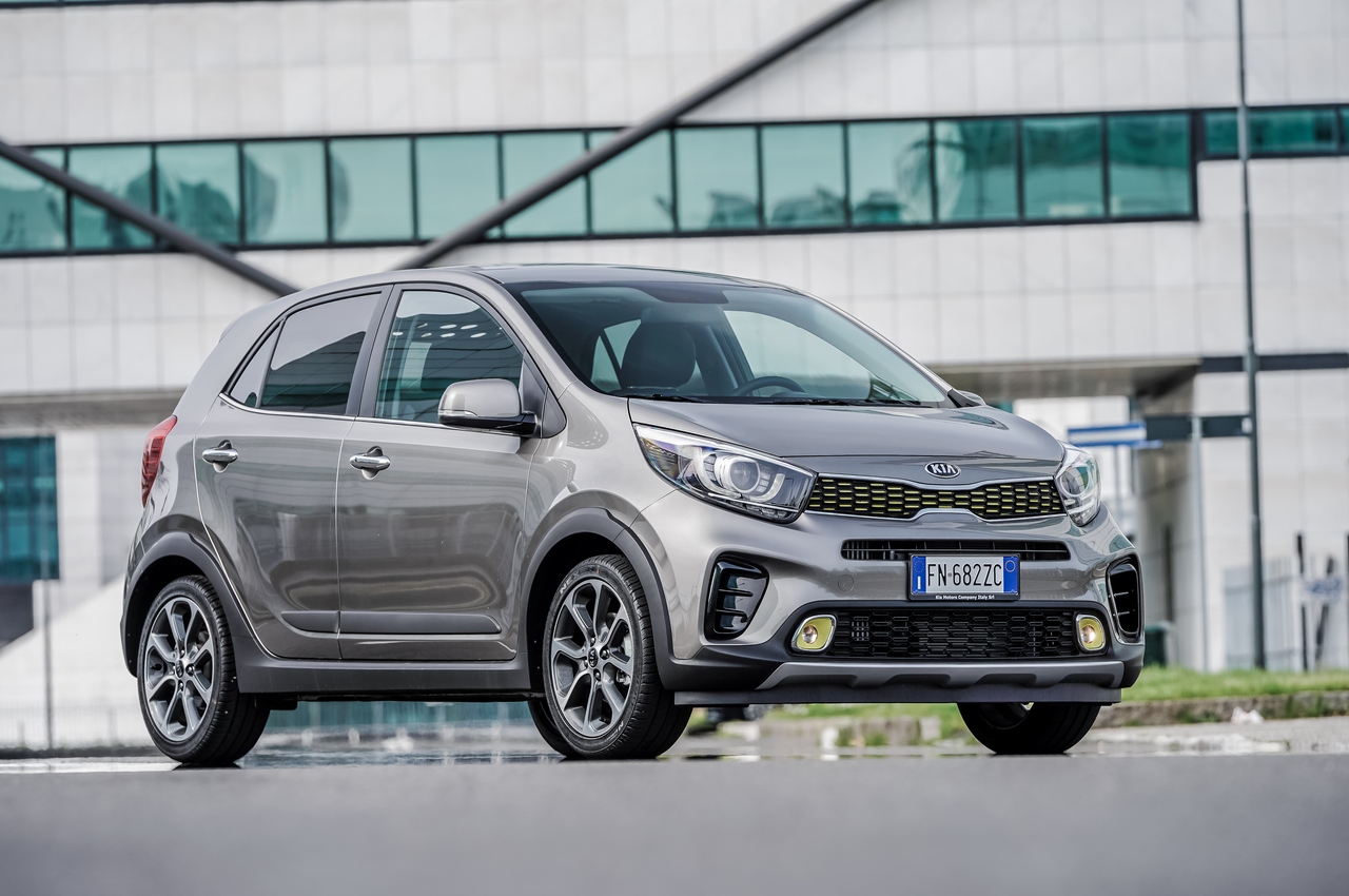 Nuova Kia Picanto X-Line: il city crossover agile e scattante - Motori.it