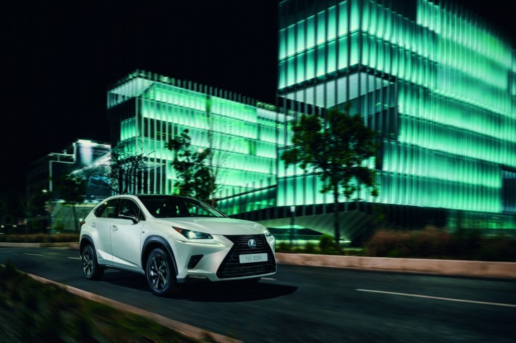 Lexus NX 300h Sport 2018