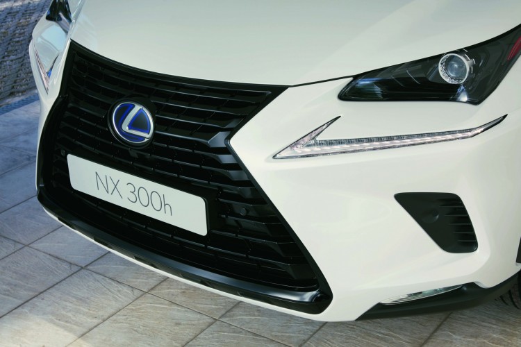 Lexus NX 300h Sport 2018