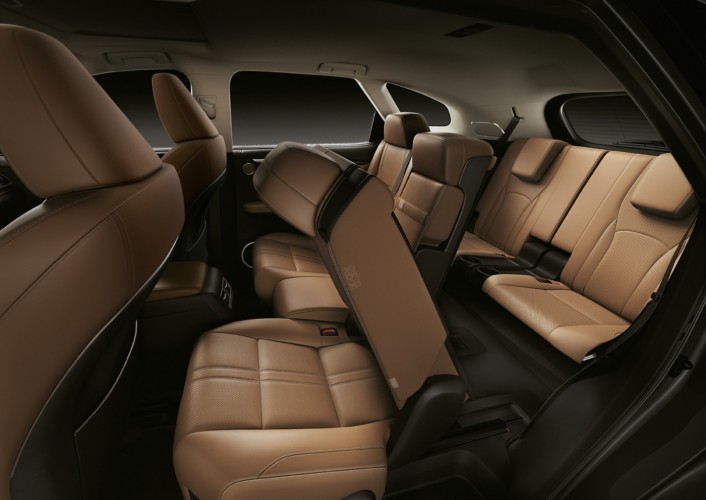 Lexus RX L