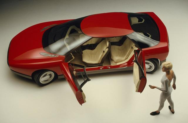 Citroen, la storia delle sospensioni idropneumatiche