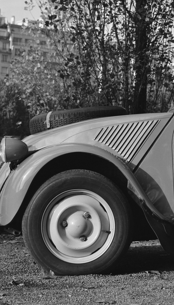 Citroen 2CV Sahara: immagini ufficiali