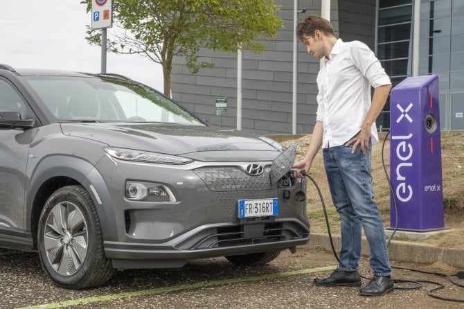 Enel X, nuovi sistemi di ricarica elettrica