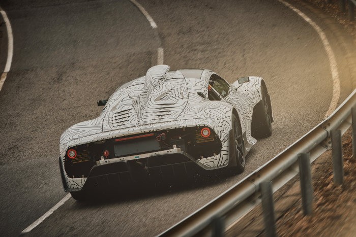 Mercedes-AMG Project One: immagini dei test su strada