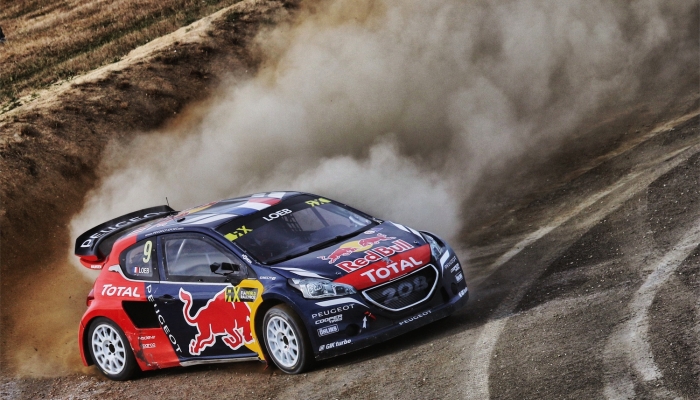 Peugeot 208: immagini inedite