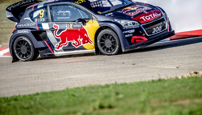 Peugeot 208: immagini inedite