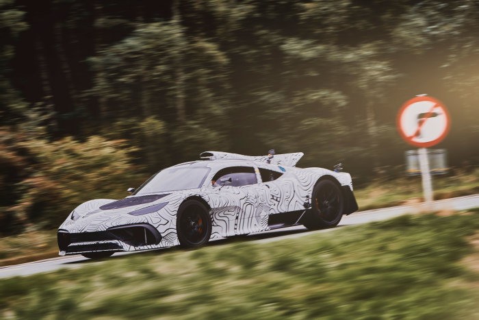Mercedes-AMG Project One: immagini dei test su strada