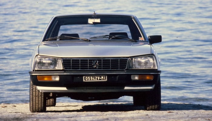 Peugeot 505: immagini ufficiali