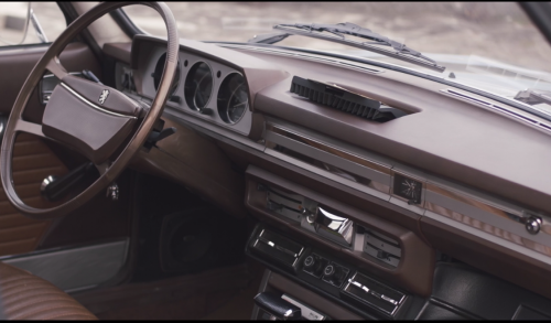 La Peugeot 504 Berlina festeggia 50 anni