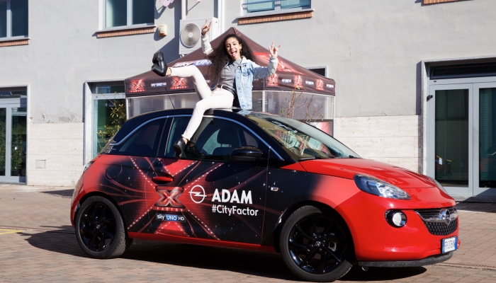 Opel, la gamma della Casa del fulmine protagonista a X-Factor