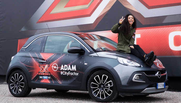Opel, la gamma della Casa del fulmine protagonista a X-Factor