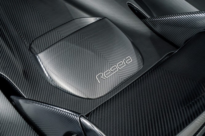 Koenigsegg Regera Naked Carbon