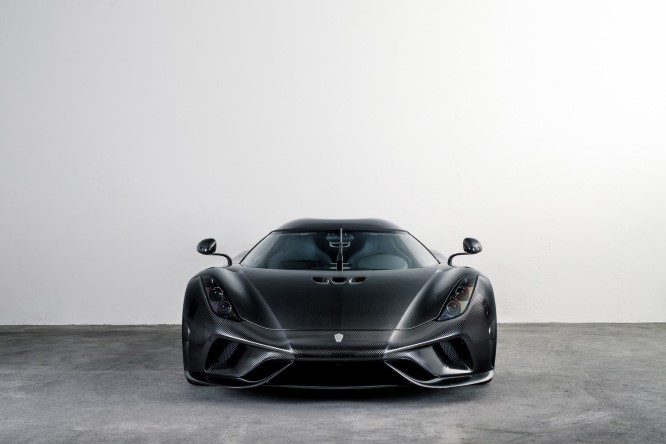 Koenigsegg Regera Naked Carbon