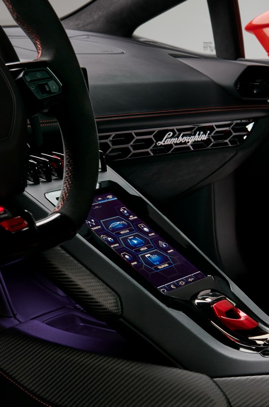 Lamborghini Huracán EVO: le immagini