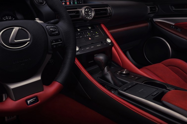 LEXUS RC F TRACK EDITION