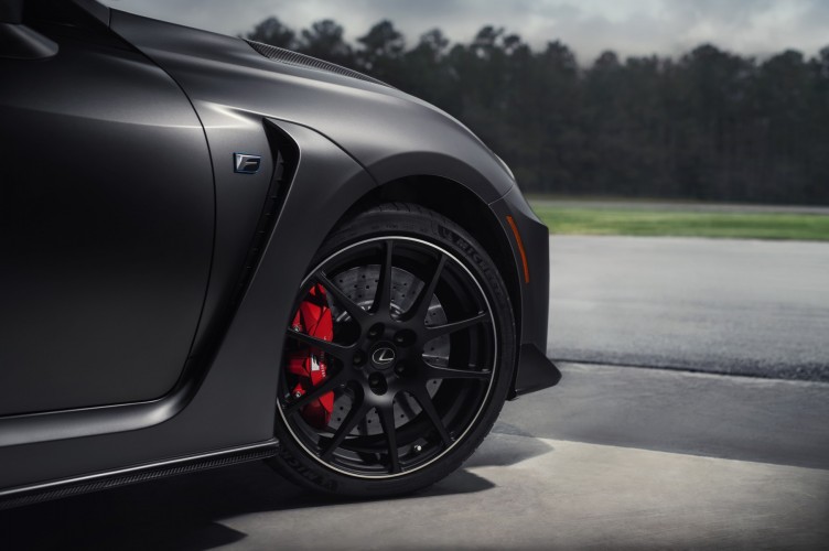 LEXUS RC F TRACK EDITION