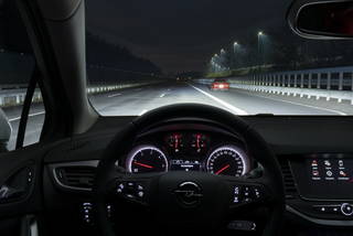 Opel Corsa fari a LED Matrix