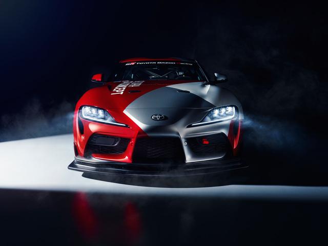 Toyota GR Supra e GR Supra GT4: foto inedite