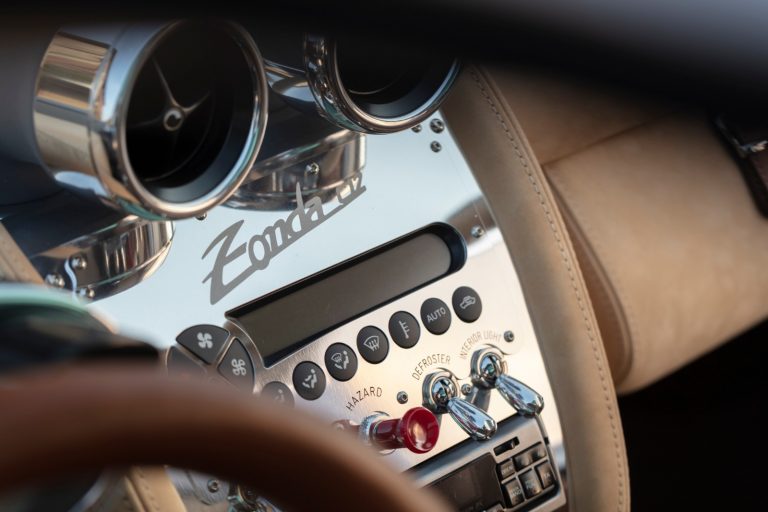 Pagani Zonda, a Ginevra il 20° anniversario