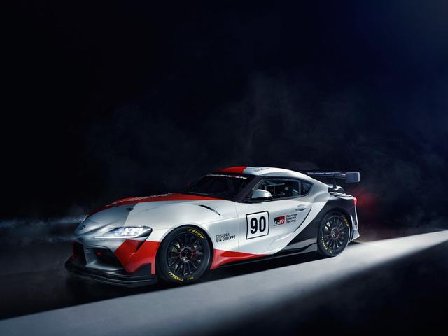 Toyota GR Supra e GR Supra GT4: foto inedite