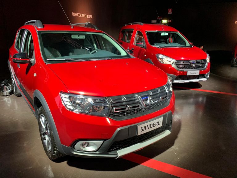 Dacia presenta la nuova serie speciale Techroad