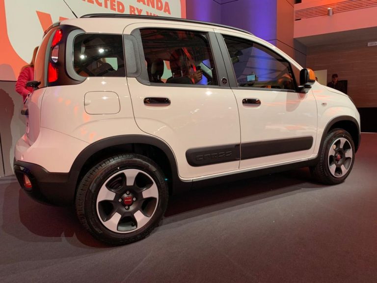 Fiat Panda Connected by Wind