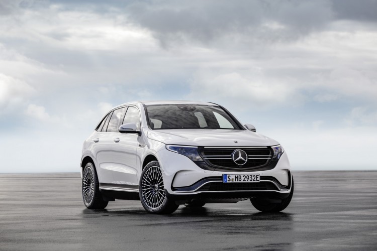 Mercedes EQ: le immagini della gamma ecosostenibile