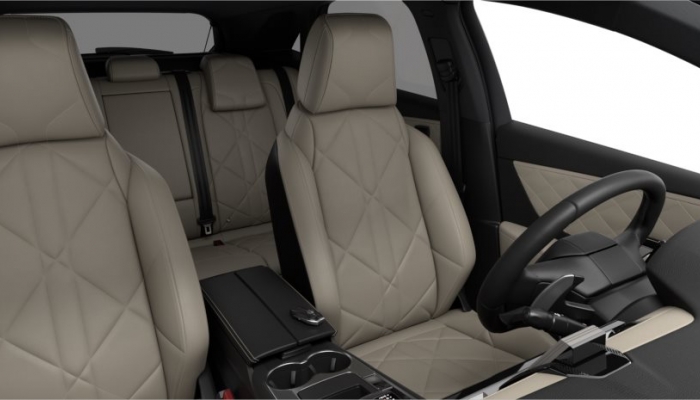 DS 7 Crossback, aumenta il livello di personalizzazione dei lussuosi interni