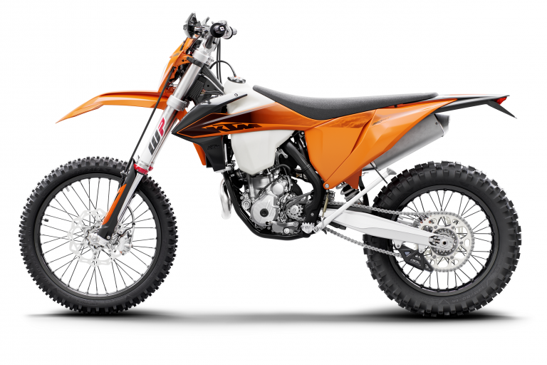 KTM, svelata la gamma enduro 2020: le foto ufficiali