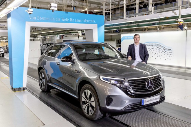 Mercedes, al via lo sviluppo della rete 5G per la produzione di auto