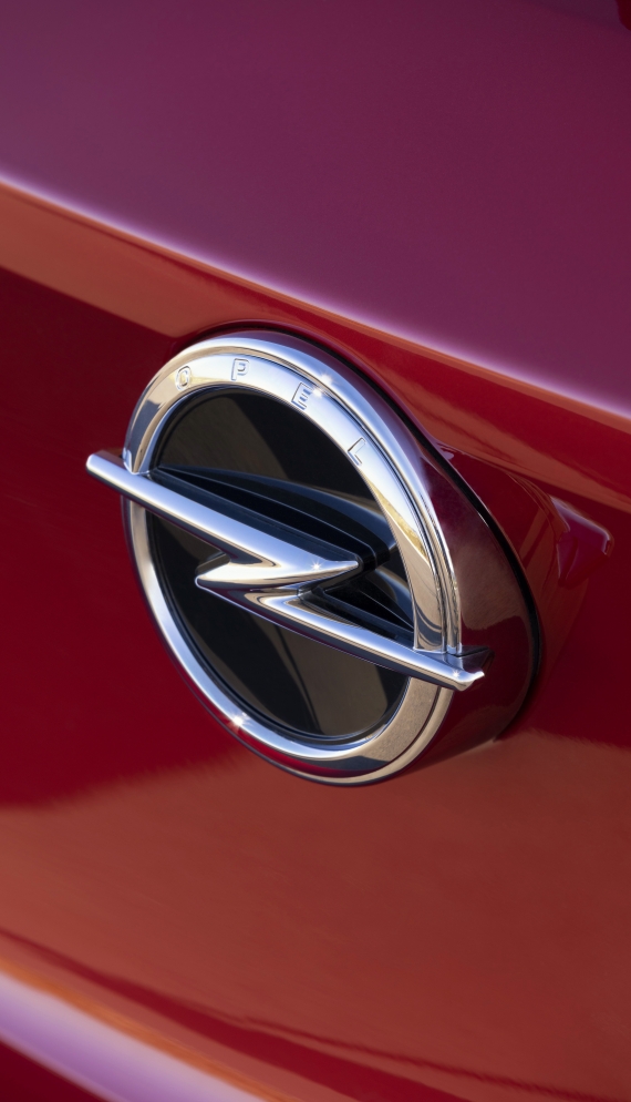 Nuova Opel Corsa 2019: immagini inedite