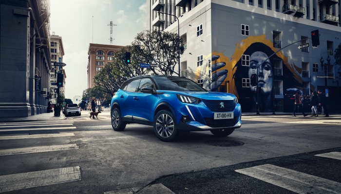 Nuova Peugeot 2008: le immagini ufficiali