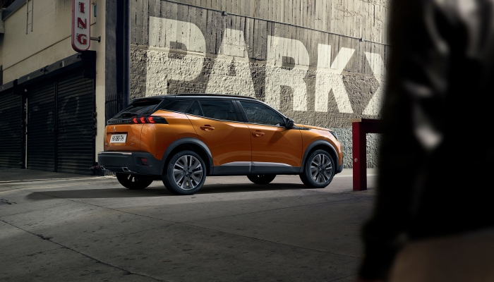 Nuova Peugeot 2008: le immagini ufficiali