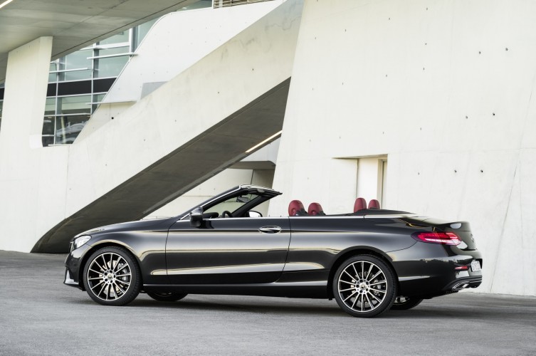 La nuova flotta AVIS Prestige Collection 2019 firmata Mercedes: immagini ufficiali
