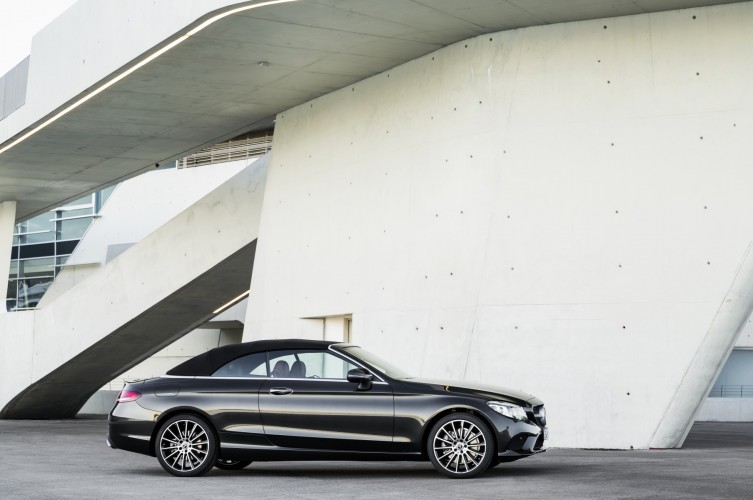 La nuova flotta AVIS Prestige Collection 2019 firmata Mercedes: immagini ufficiali