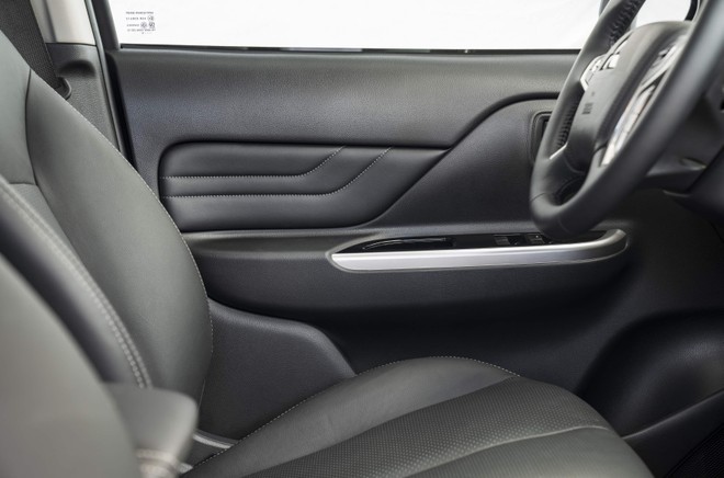 Nuovo Mitsubishi L200: immagini ufficiali