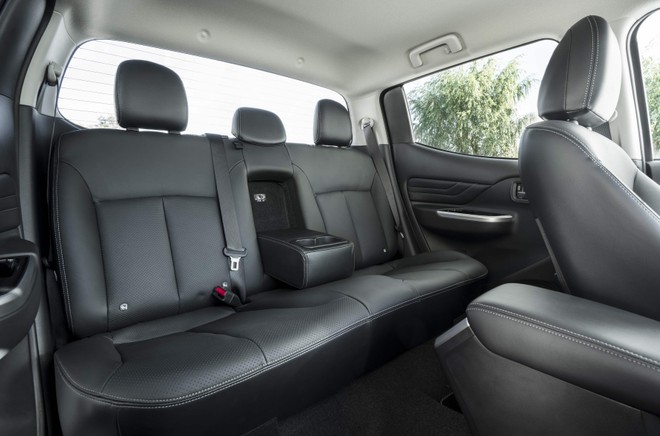 Nuovo Mitsubishi L200: immagini ufficiali