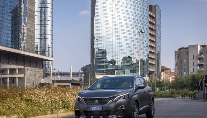 Peugeot 3008 Anniversary: immagini ufficiali