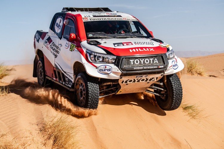 Toyota GAZOO Racing alla Dakar 2020: foto ufficiali