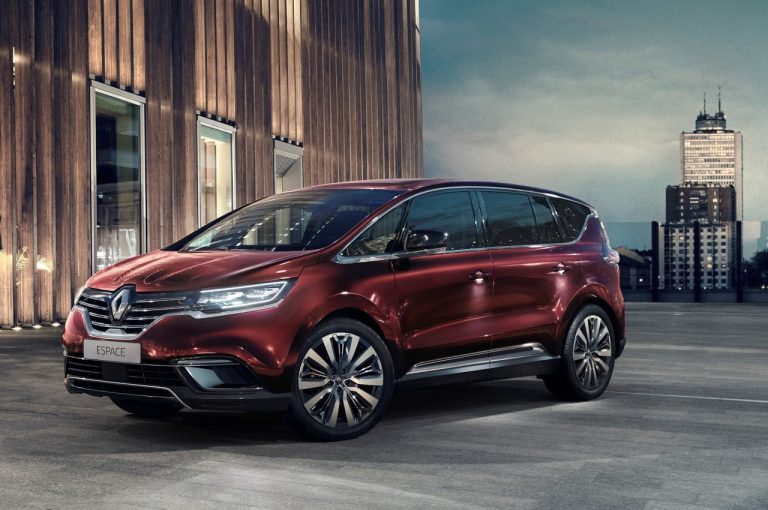 Renault Espace Initiale Paris 2020: immagini ufficiali