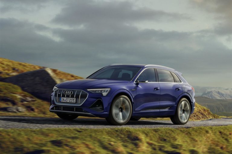 Audi e-tron, aggiornamenti powertrain e di equipaggiamento: immagini ufficiali