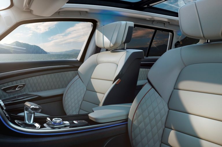 Renault Espace Initiale Paris 2020: immagini ufficiali