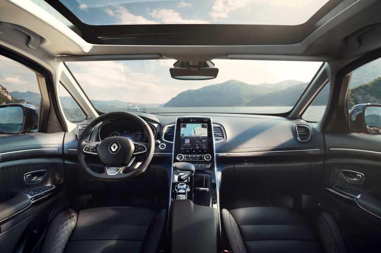 Renault Espace Initiale Paris 2020: immagini ufficiali