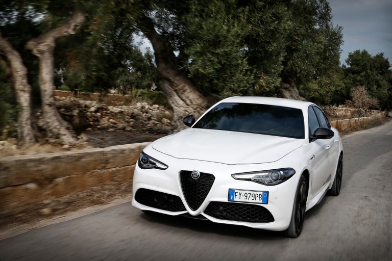 Alfa Romeo Giulia 2020: immagini ufficiali