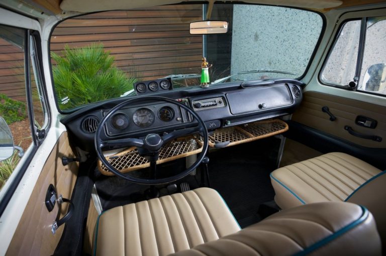 Volkswagen Combi T2 1972 Electrified Concept 2019: immagini ufficiali