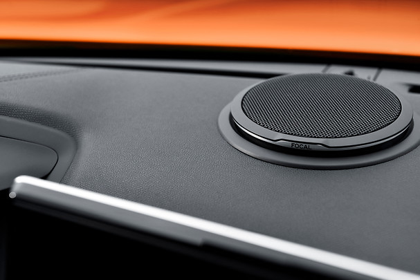 Nuova Peugeot 2008: nuove foto ufficiali