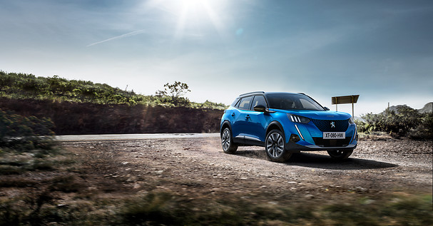 Nuova Peugeot 2008: nuove foto ufficiali