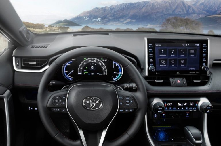 Toyota Rav4 Hybrid Plug-in: immagini ufficiali